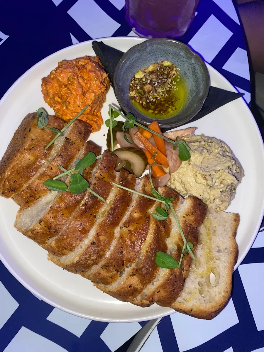 Bread and Dips, Public House - Richmond
