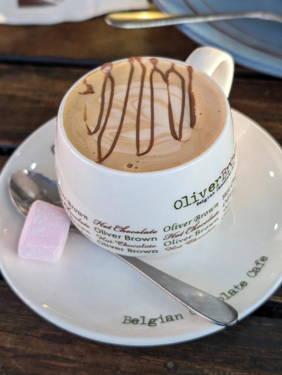Mocha, Oliver Brown