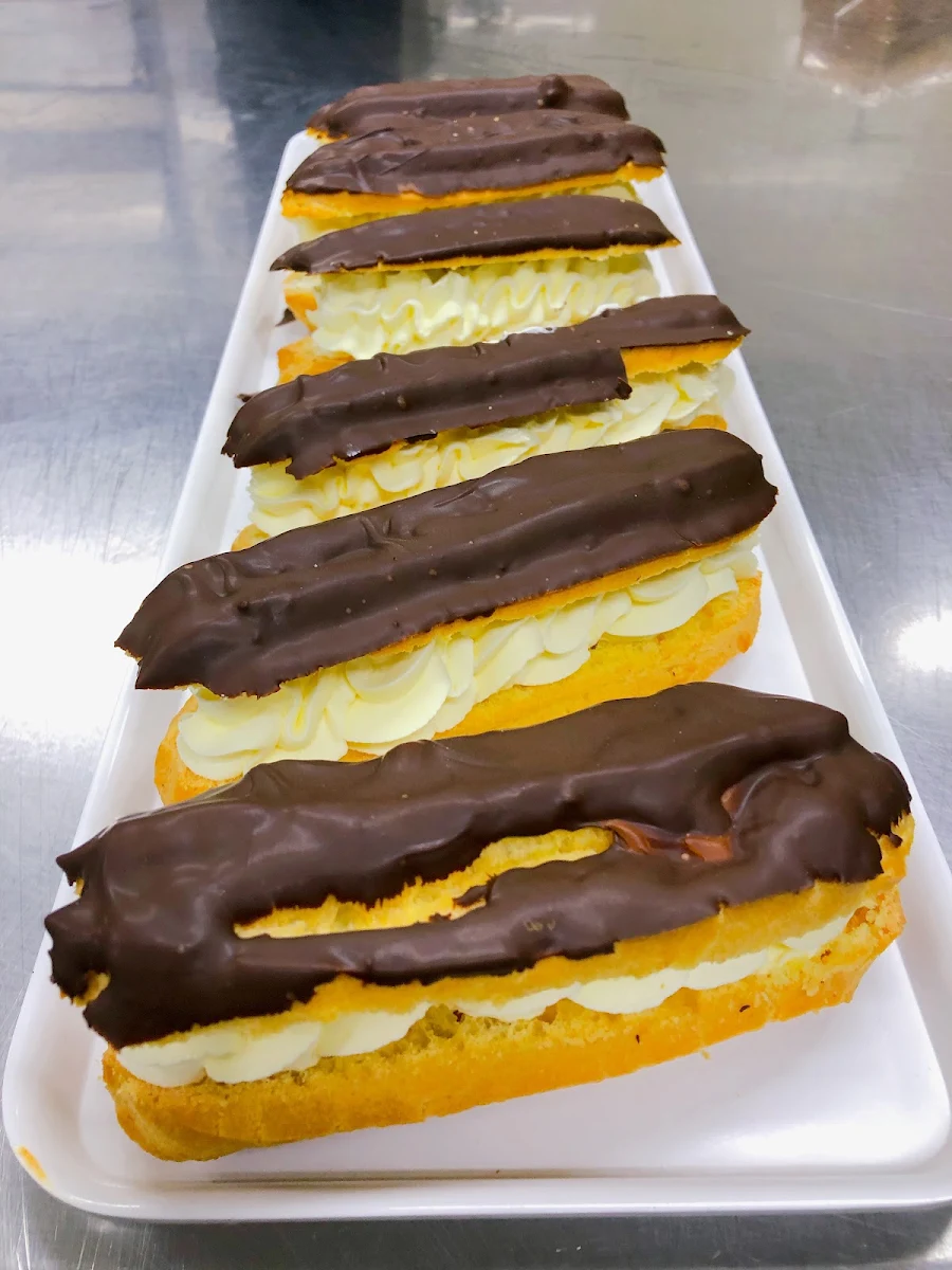 Highlights, Iron Knob Bakery & Deli