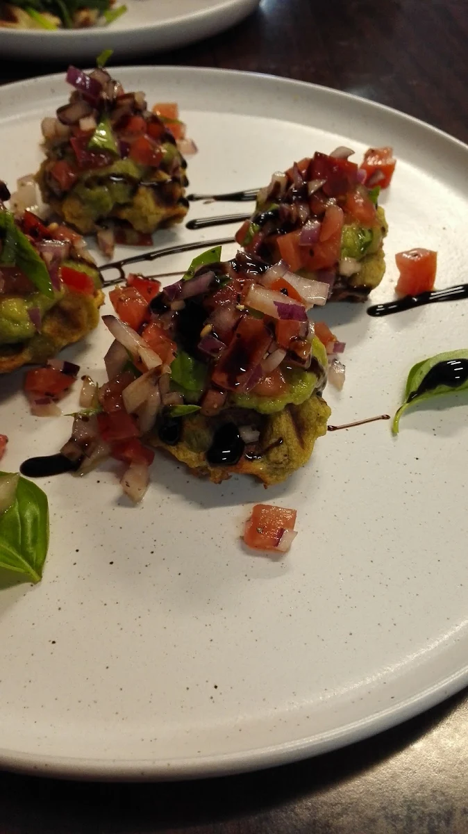 Highlights, Red Brik Caffe