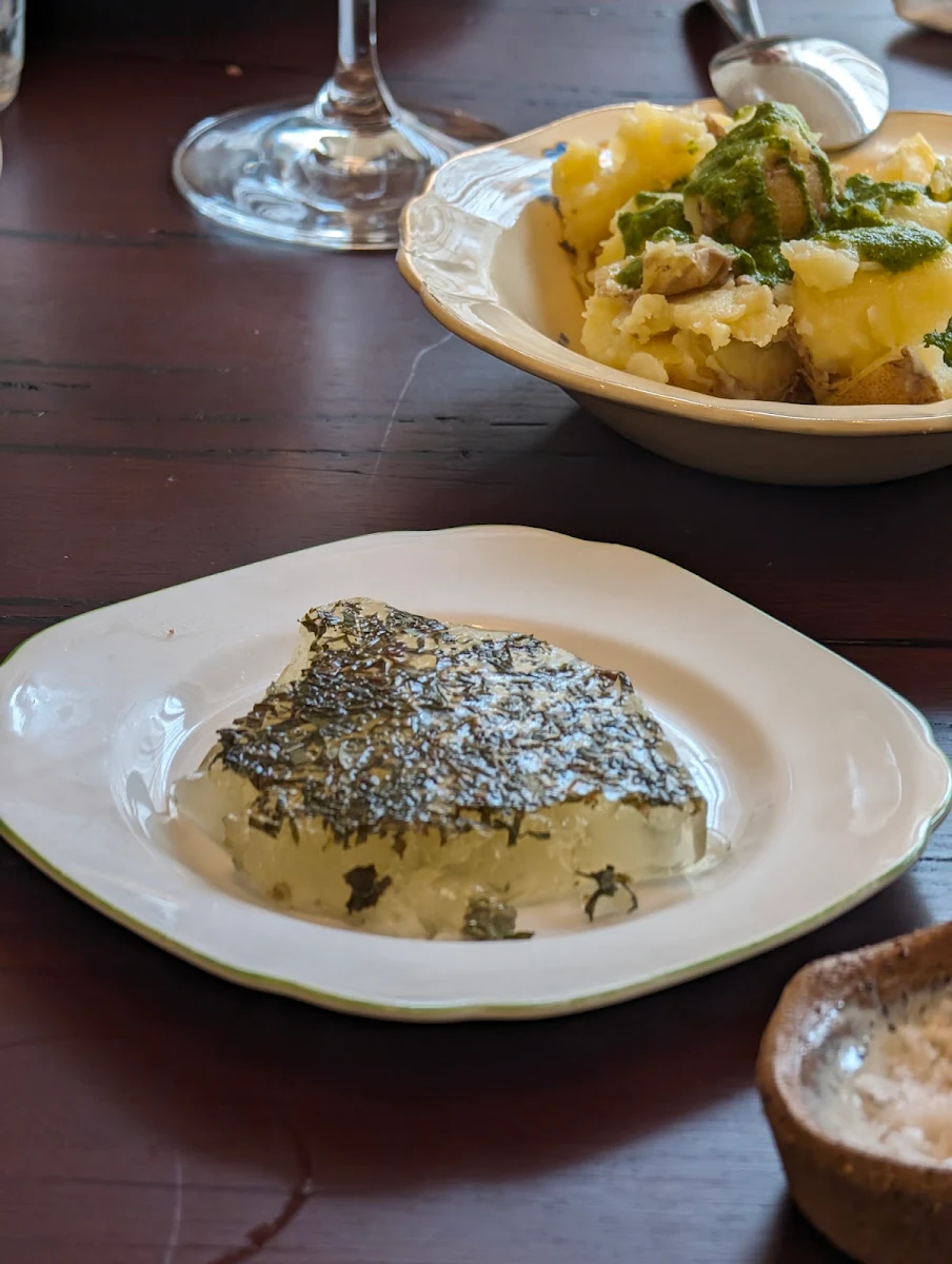 Mint Jelly, Messmates Dining