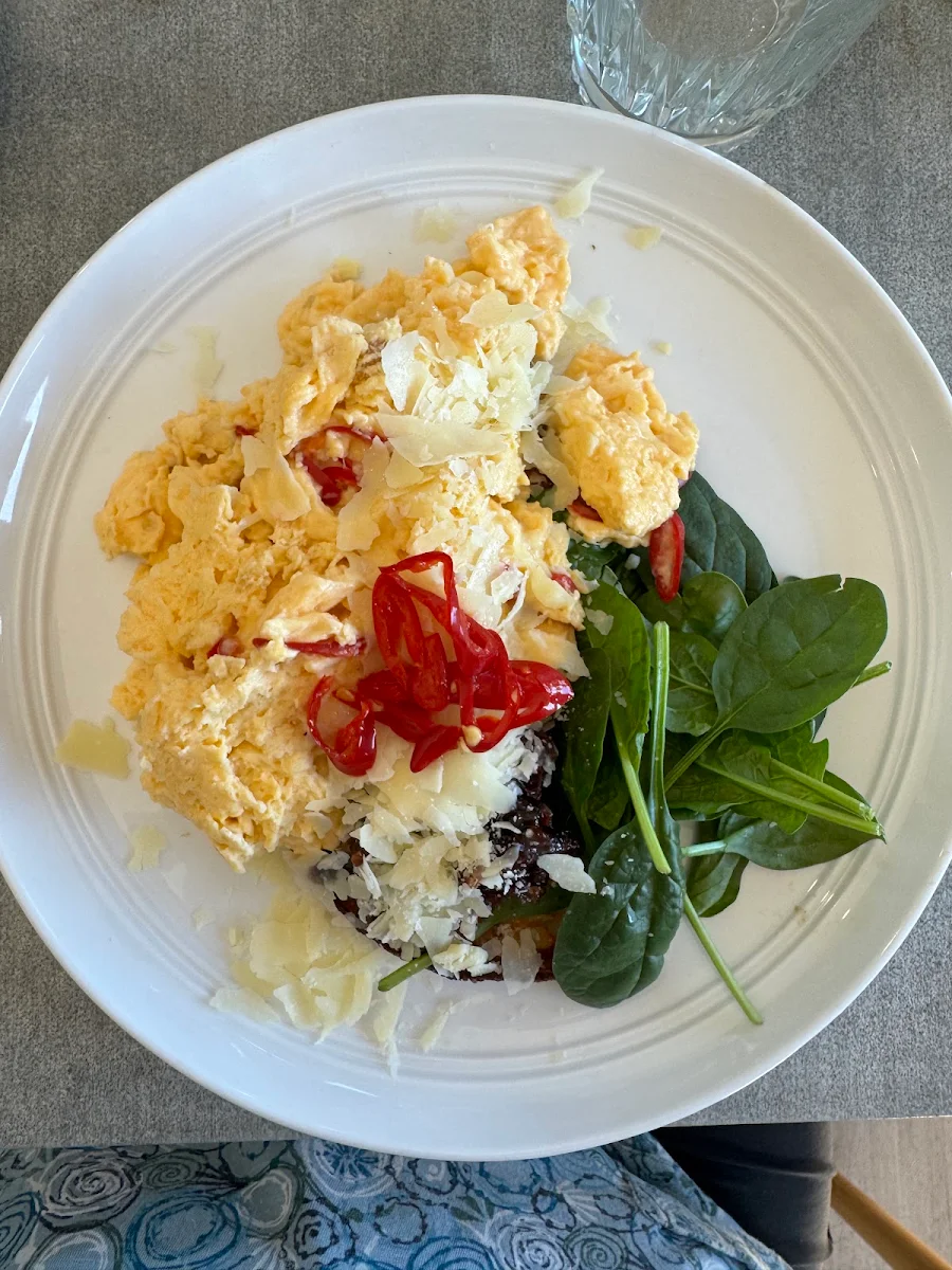 Chilli Scrambled Eggs