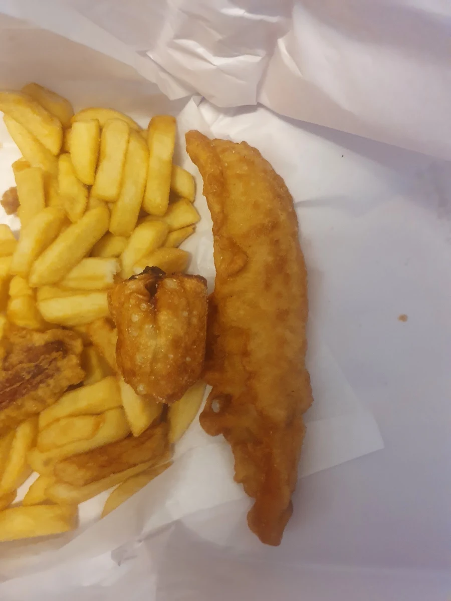 Large Chips, Captain Gummys Fish & Chips Frankston