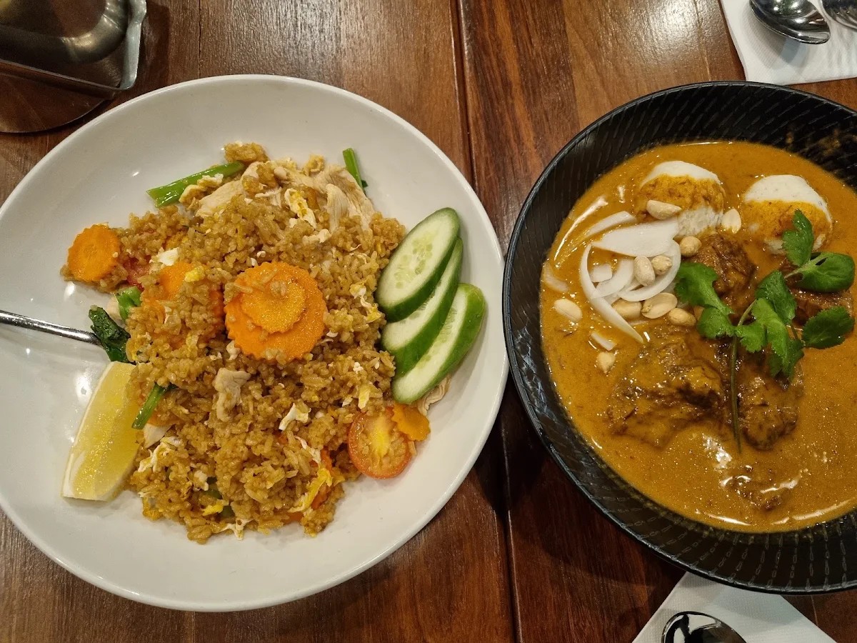 Highlights, Chong Co Thai Eatery and Bar