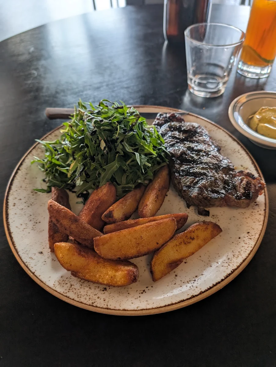 Steak, La Burrata Moonee Ponds