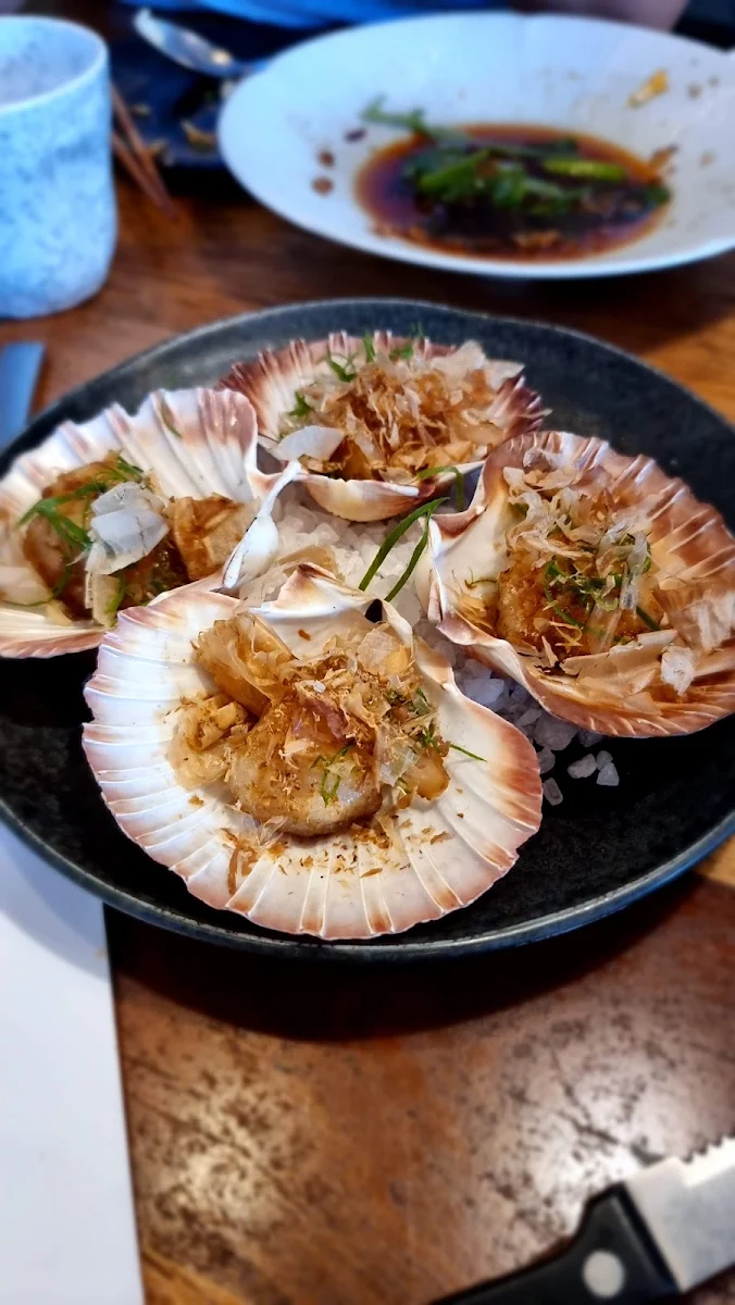 Seared Hokkaido Scallops 4 Pieces GF