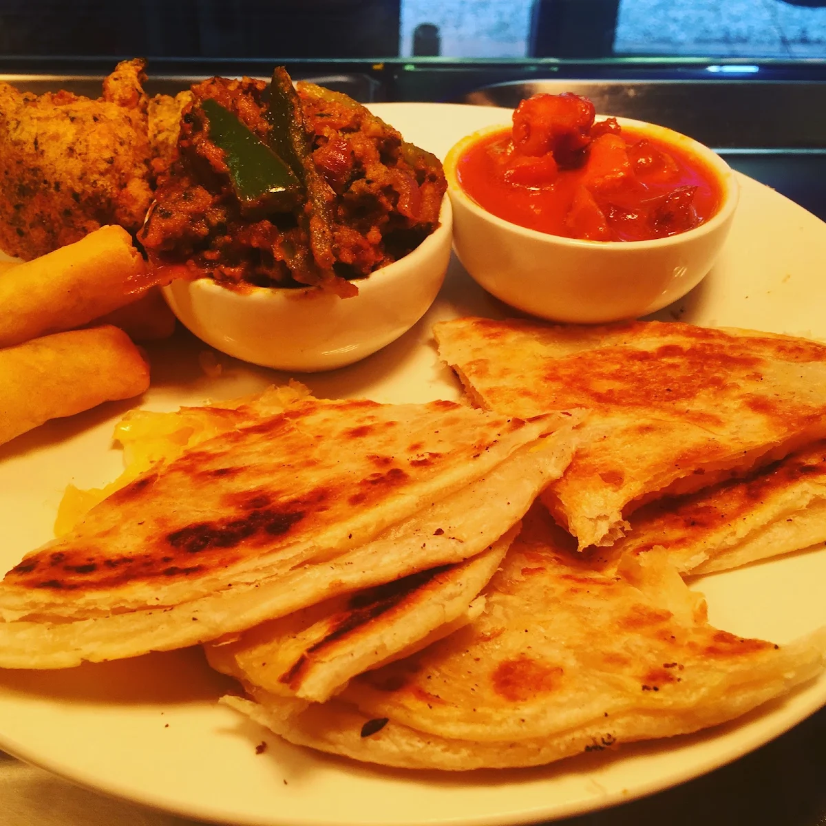 Chilli & Cheesy Naan