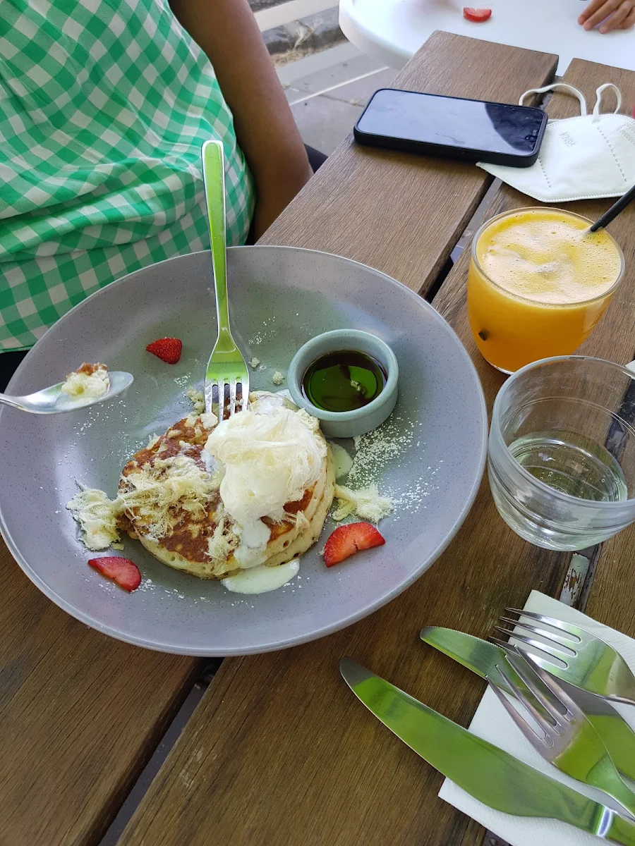 Buttermilk Pancakes