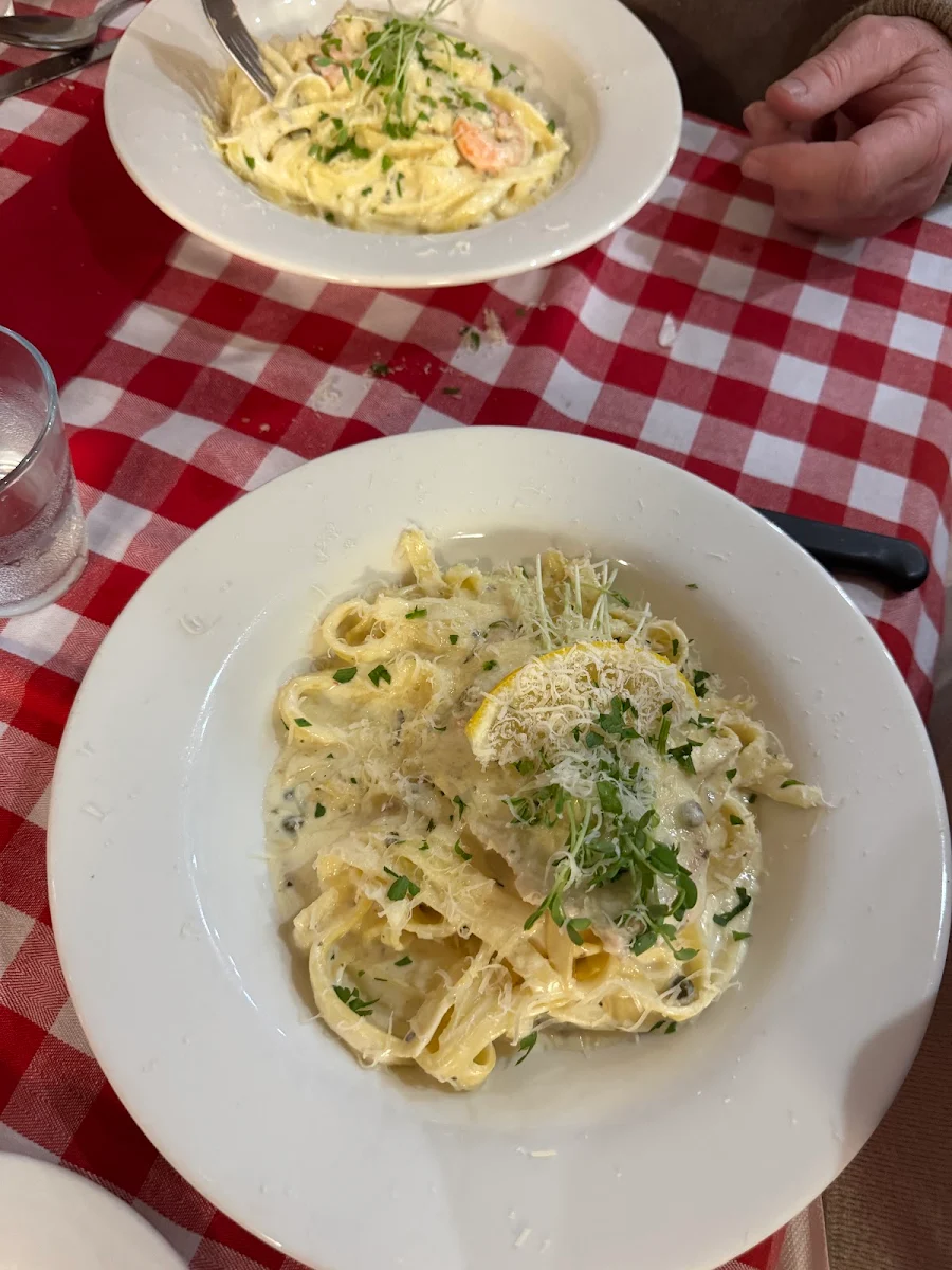 Highlights, Giardinos restaurant
