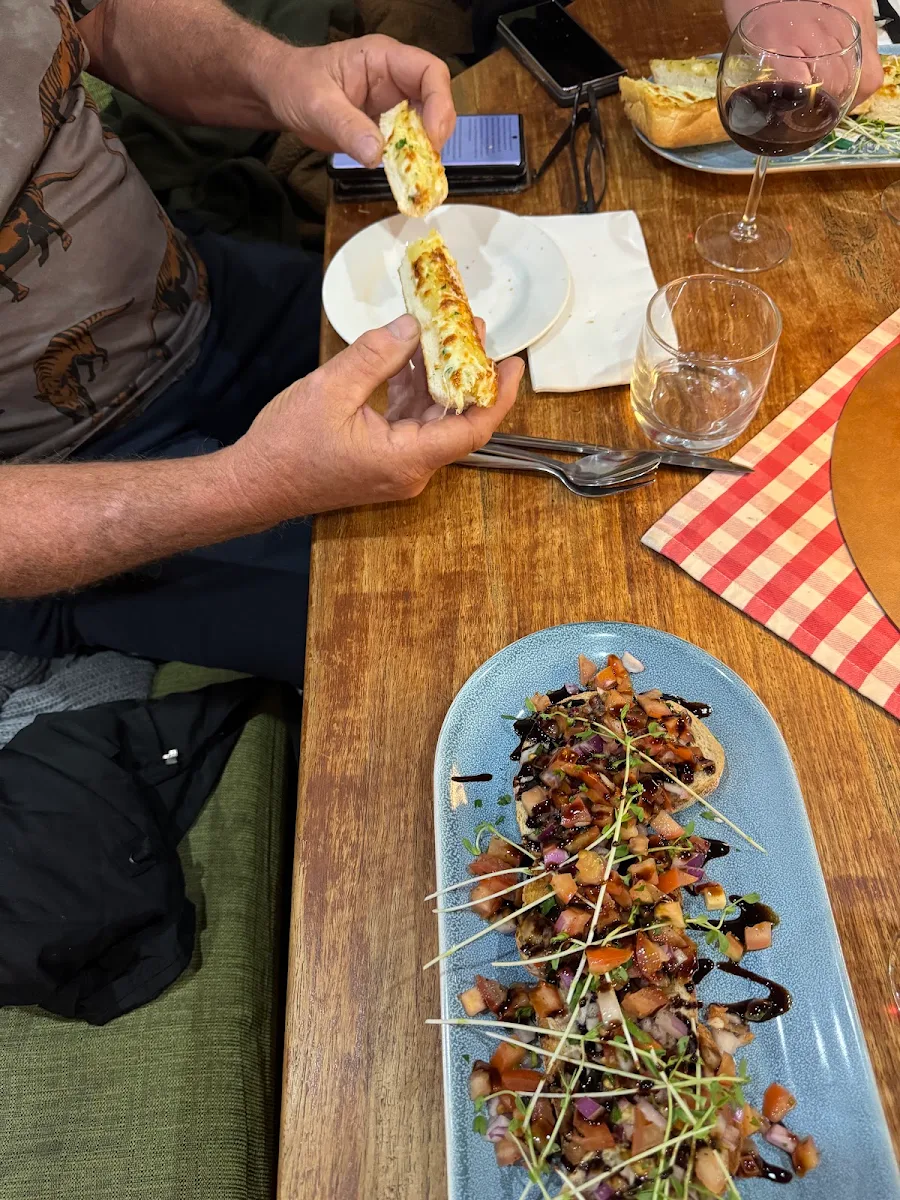 Highlights, Giardinos restaurant