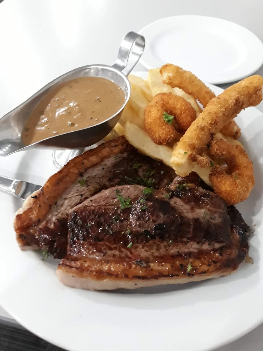 Beef and Reef, The Port Hughes Tavern