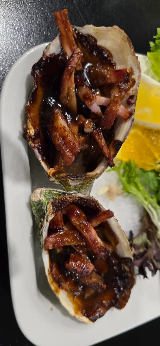 Oysters Kilpatrick, The Port Hughes Tavern