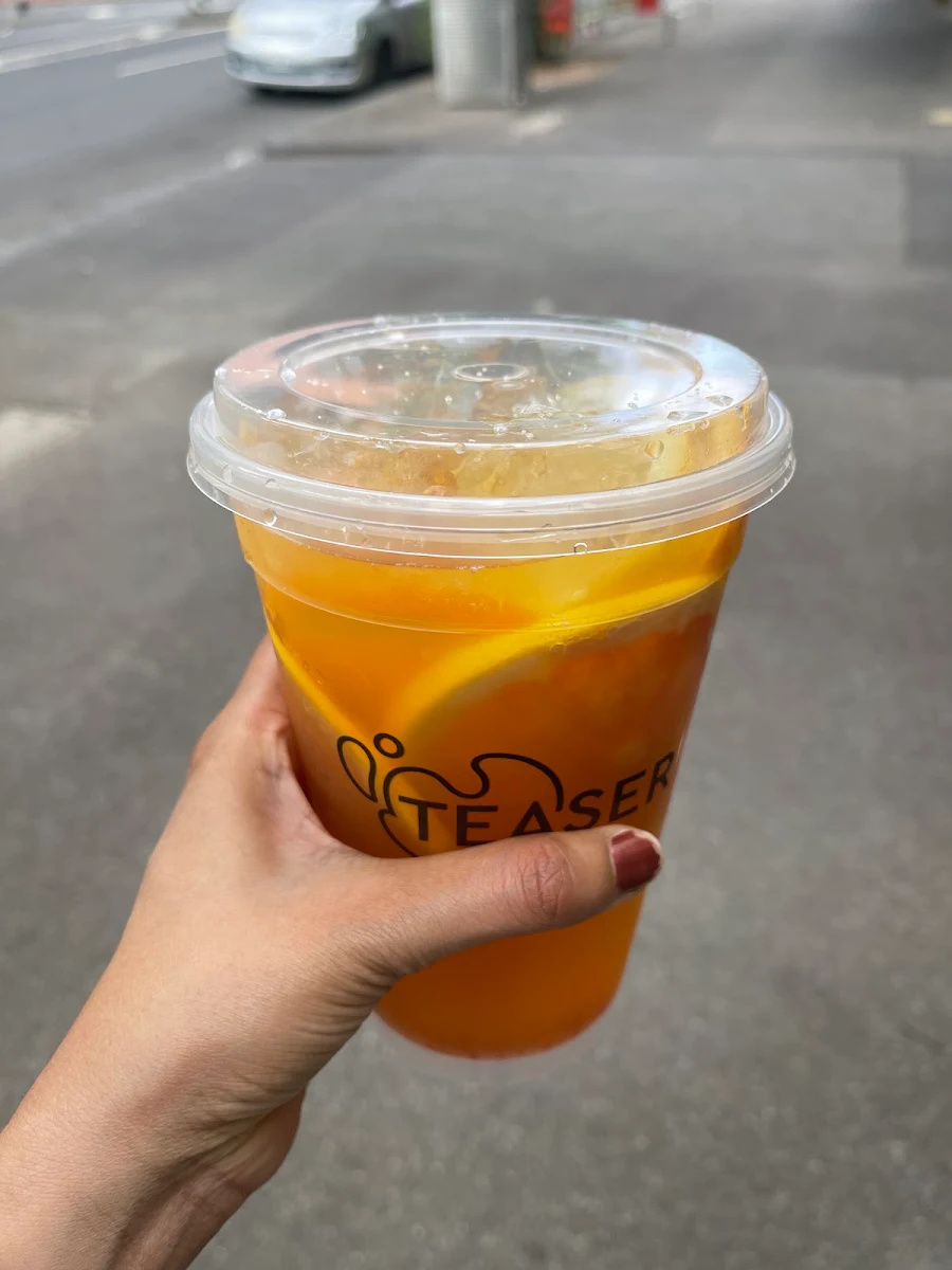 Mango Dirtea, Teaser X Grandpa‘s Chicken Carlton Store