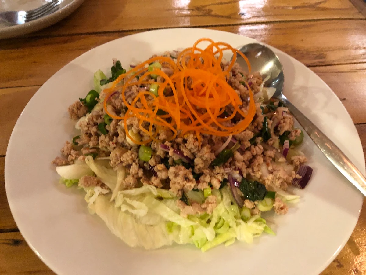 Larb Gai