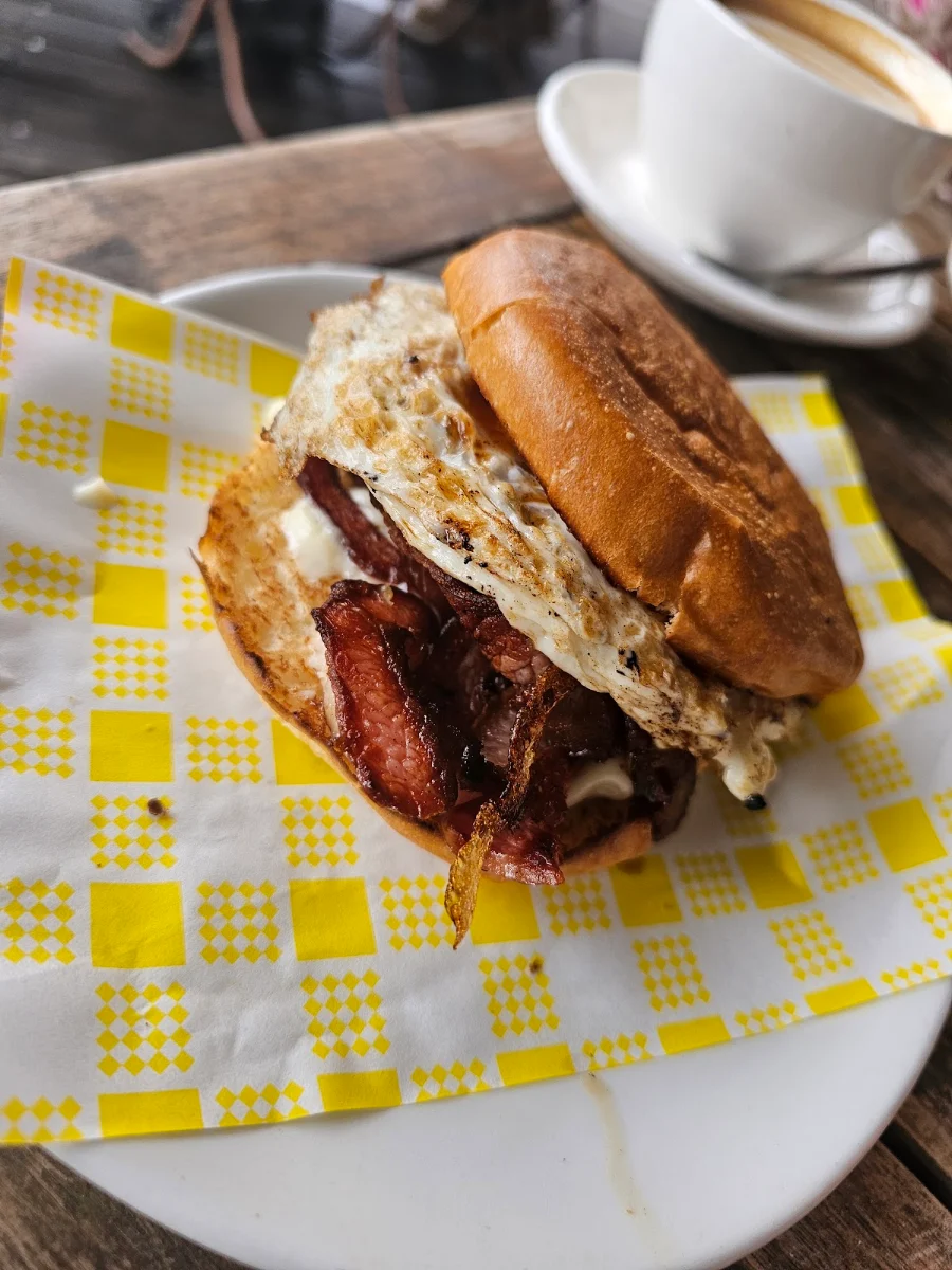 Bacon & Egg Roll, The Flying Bear
