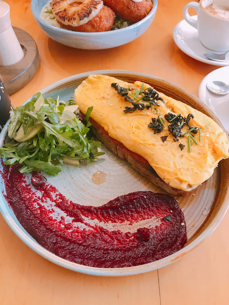 Seta Omelette, Double Barrel Coffee + Food house Newtown
