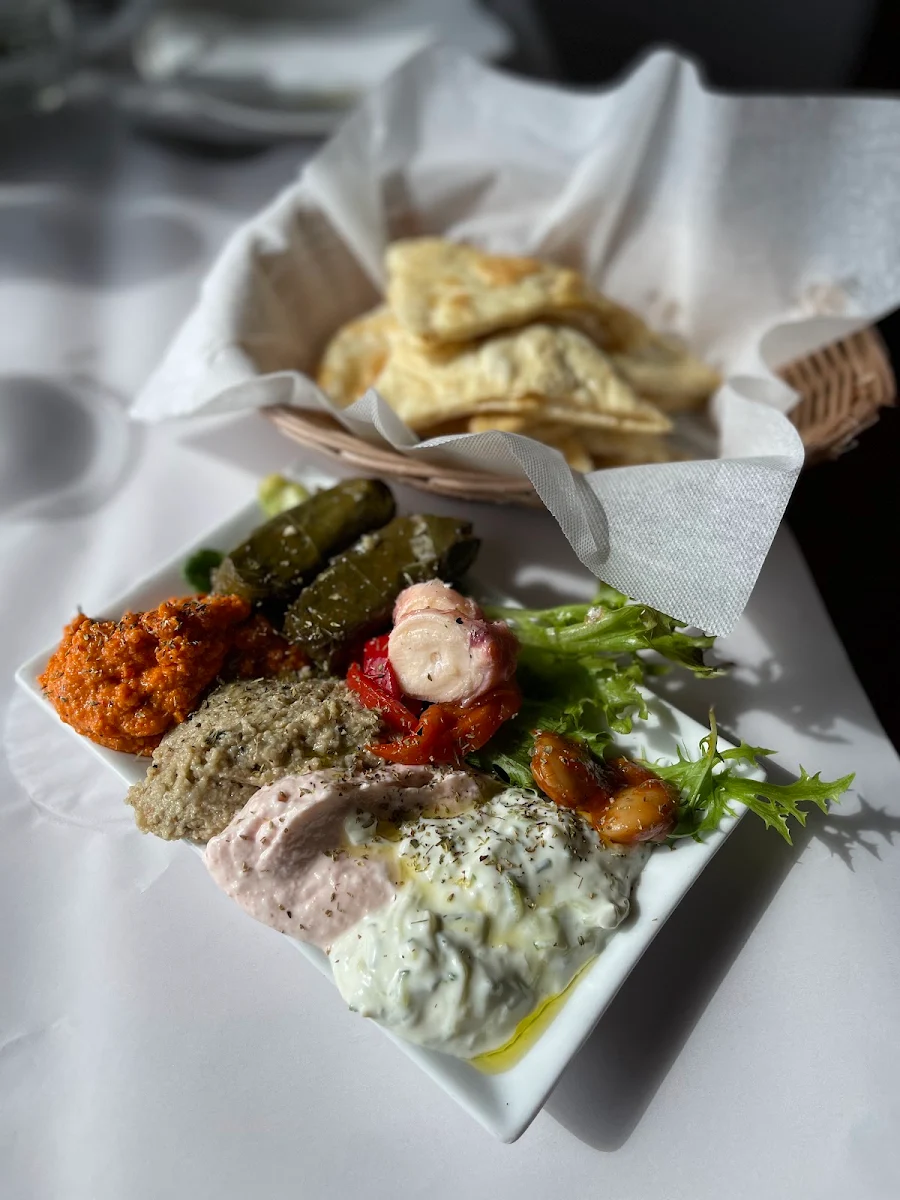 Dips and Bread, Nikos Tavern