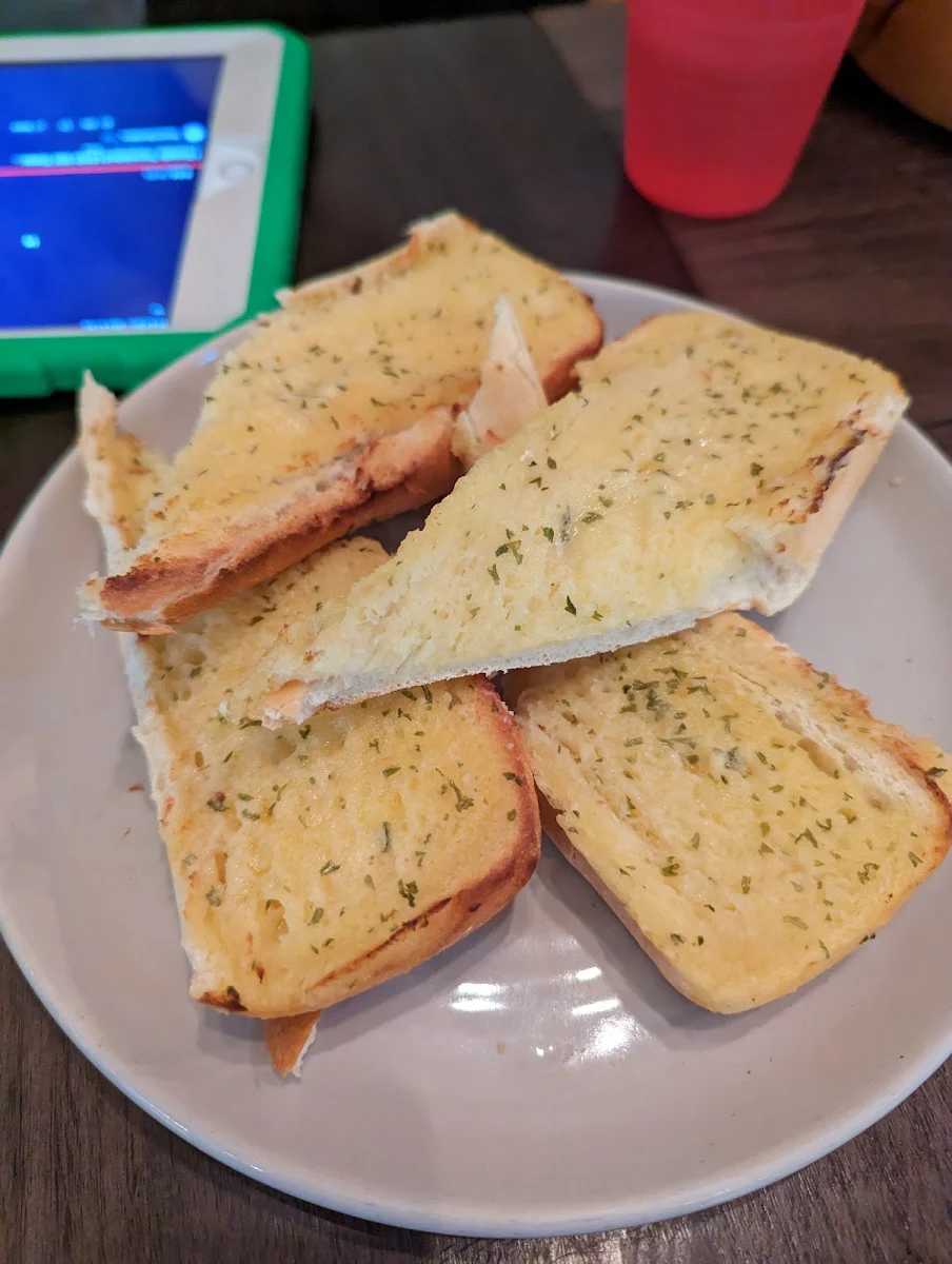 Garlic Bread, Golden Point Hotel