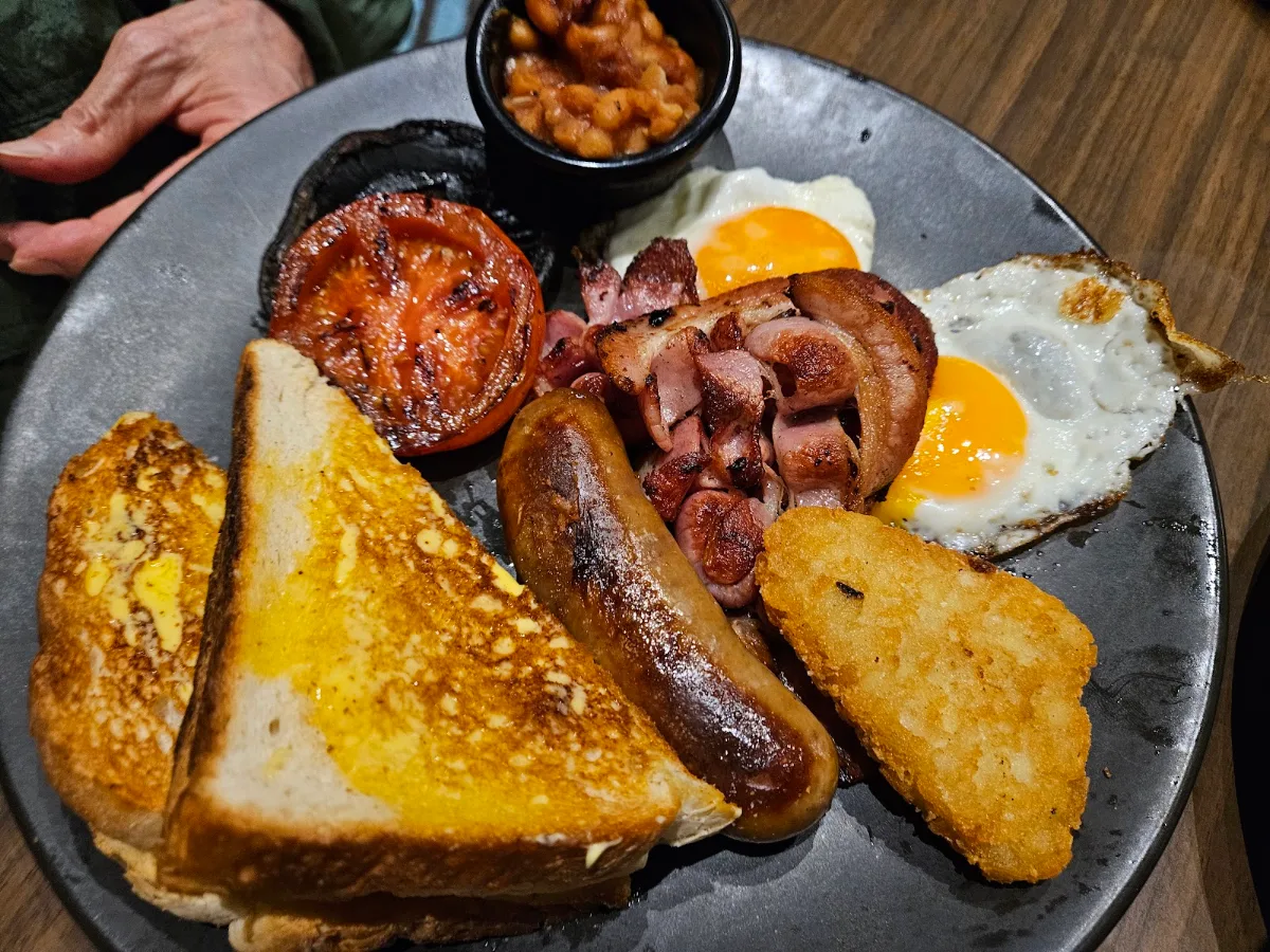 Big Breakfast, Club Southside