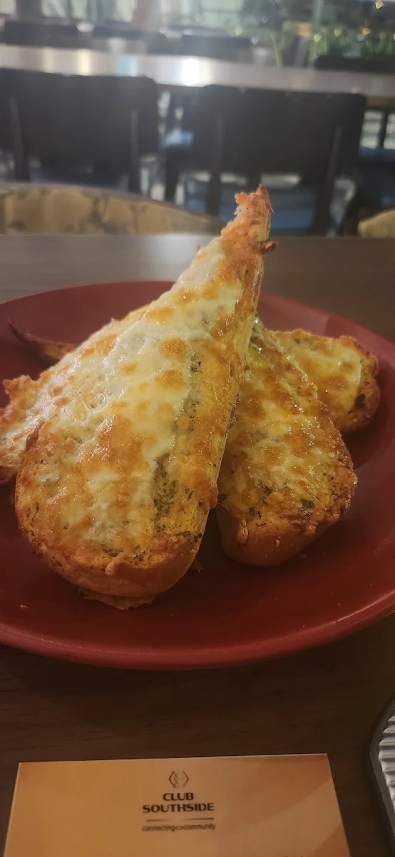Garlic Bread, Club Southside