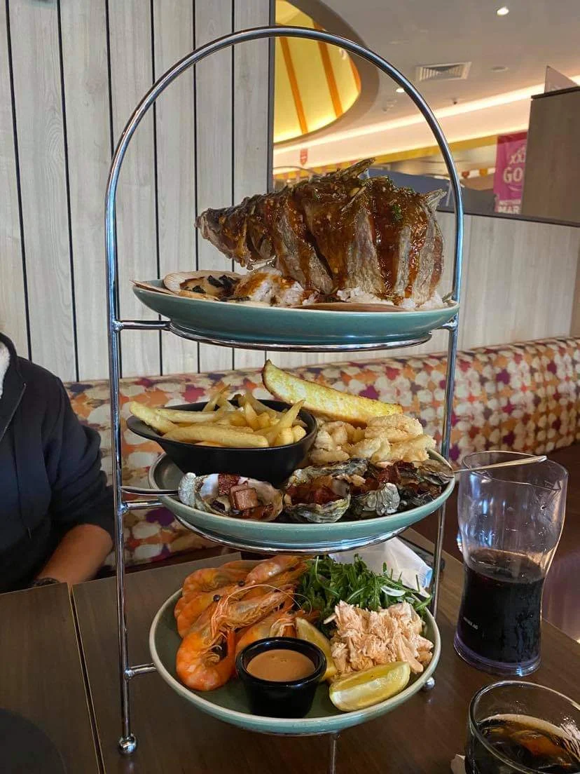 Seafood Tower, Club Southside