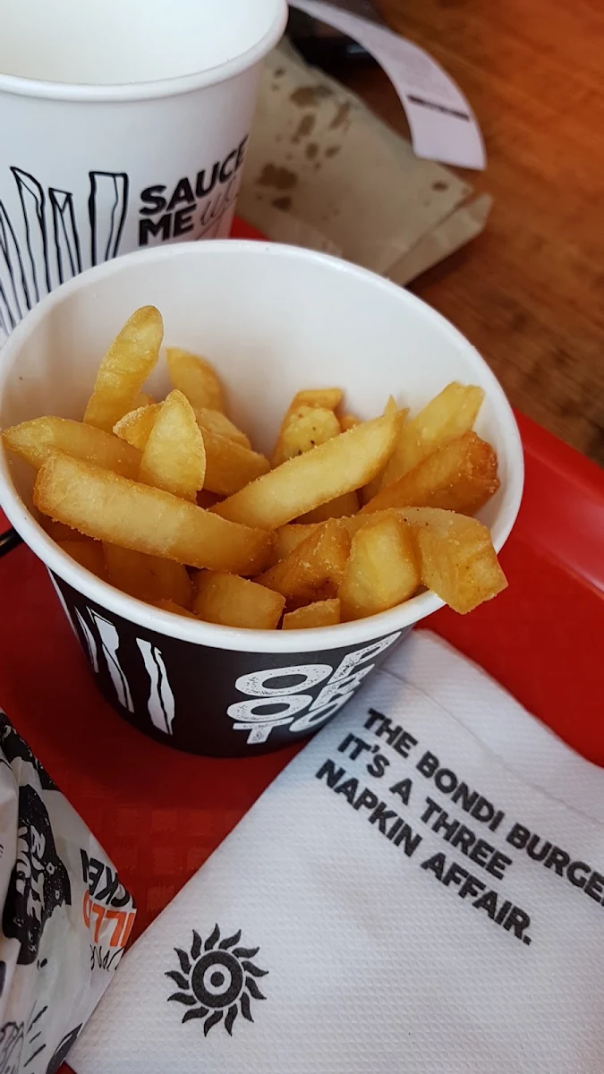 Highlights, Oporto Albion Park Drive Thru