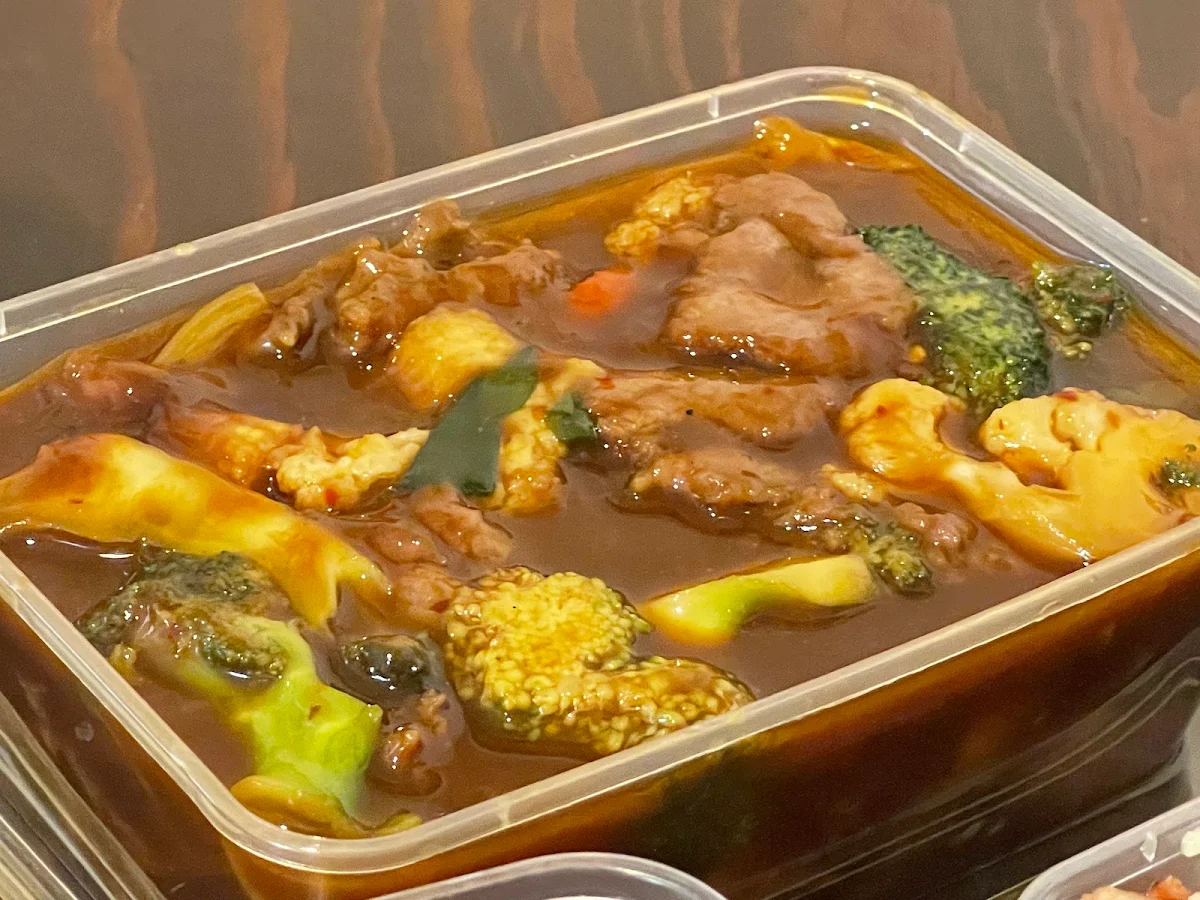 Schezwan Beef, Commodore Chinese Restaurant & Takeaway