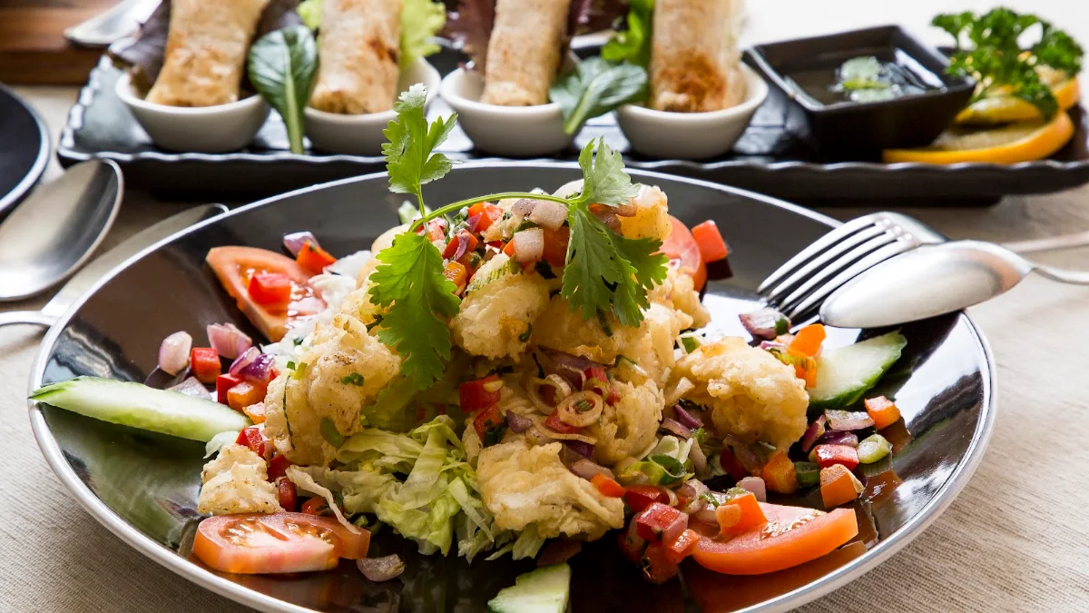 Highlights, Thai on the Hill Robina