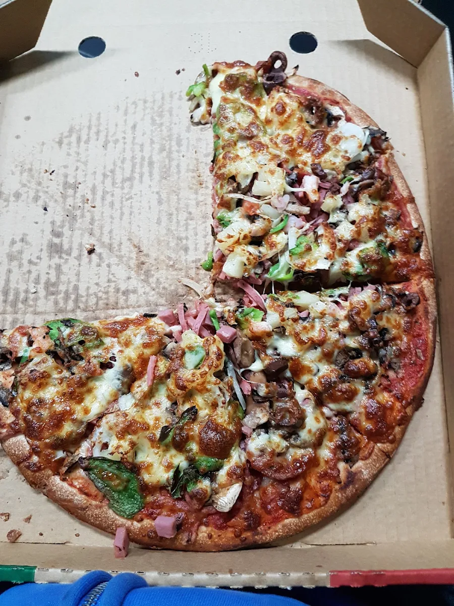 Pizza's, Westside Pizza