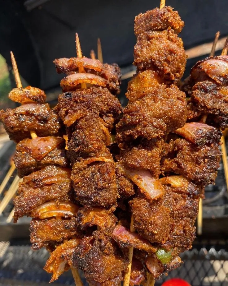Highlights, Salis kebab club