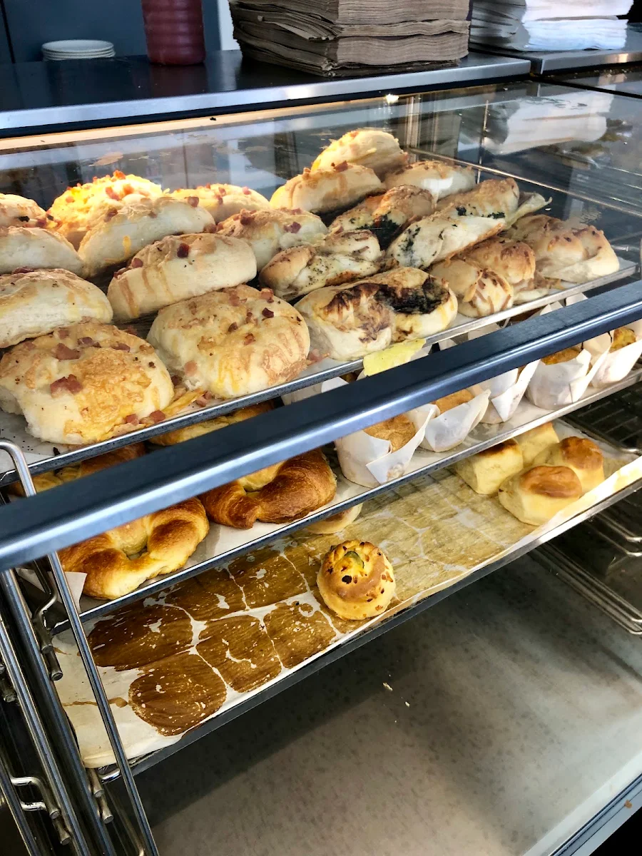 Highlights, Windara Bakery