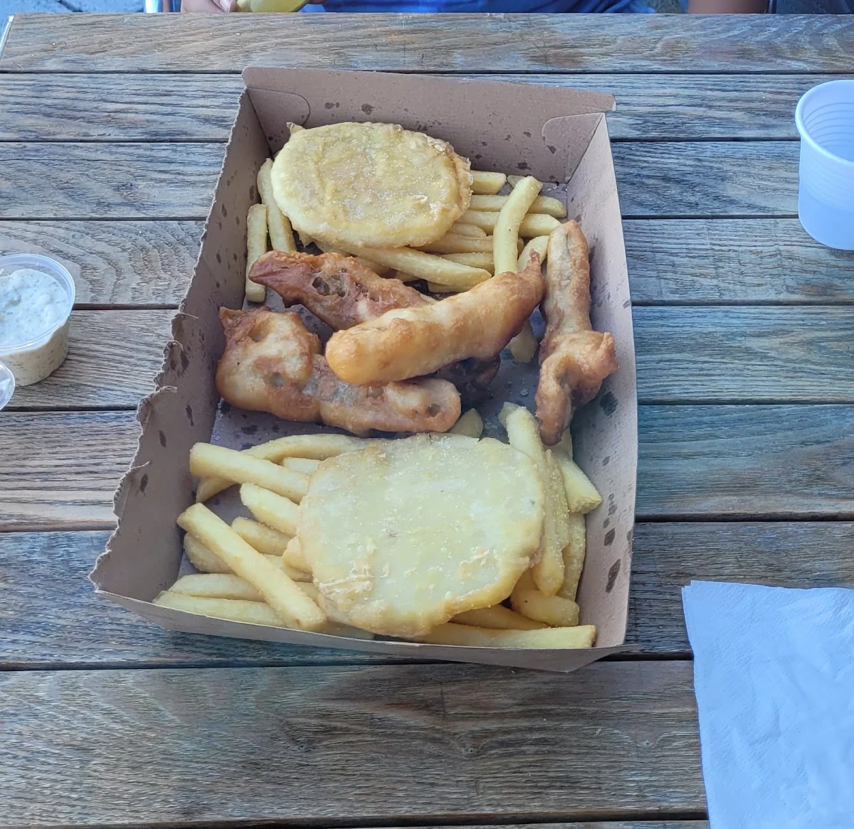 Highlights, Lakeside takeaway