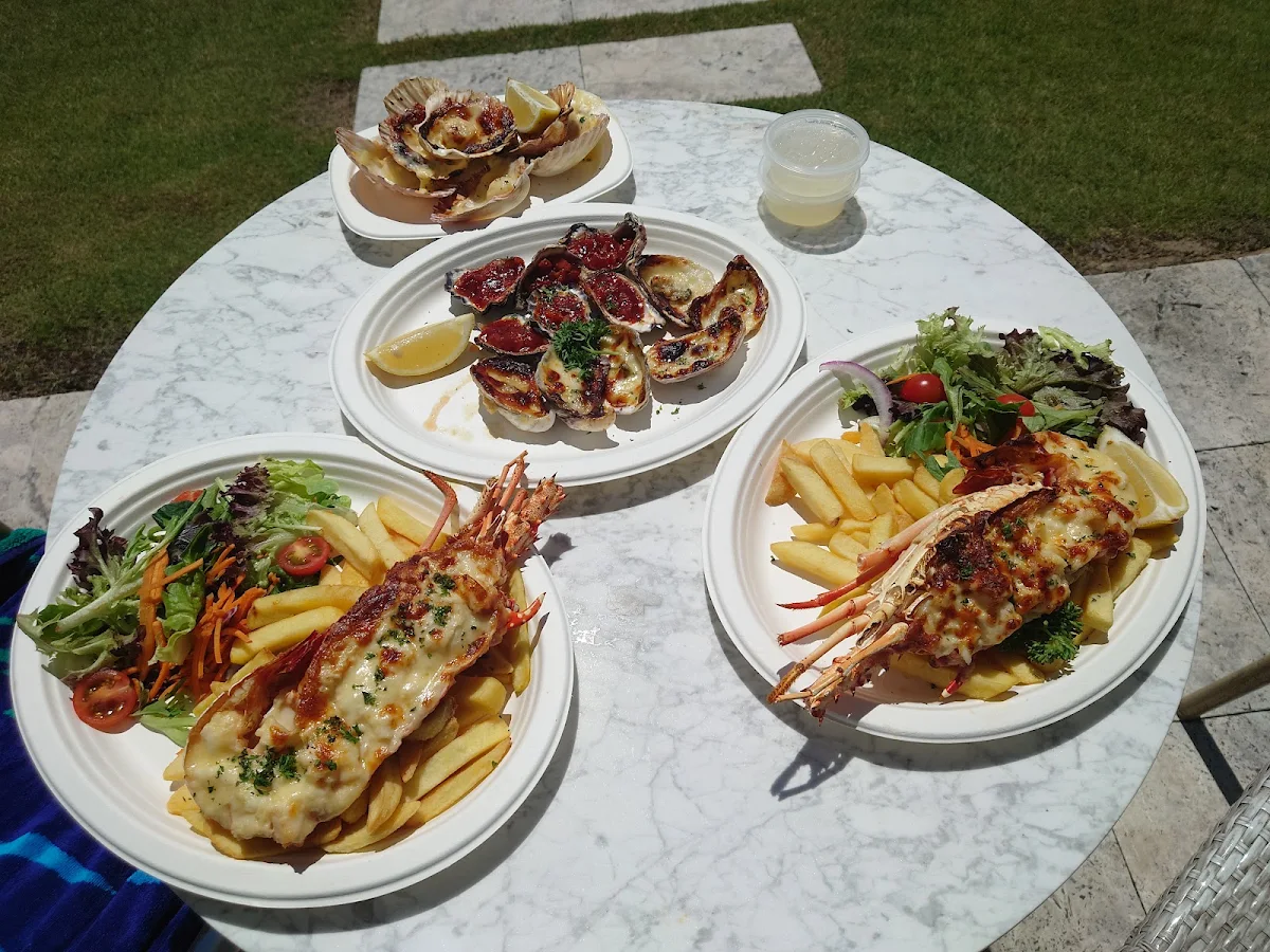 Super Seafood Platter, Bub's Famous Fish & Chips