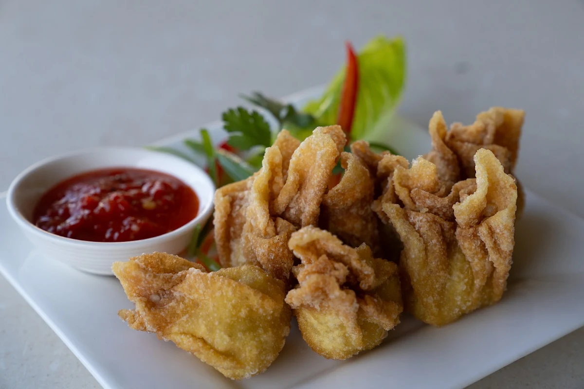 Won Ton, Sunshine Krua Thai