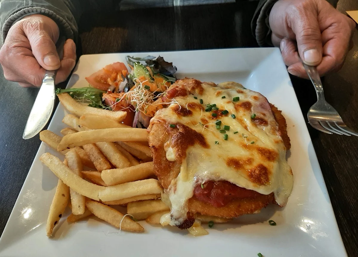 Chicken Parmigiana Chips and Salad