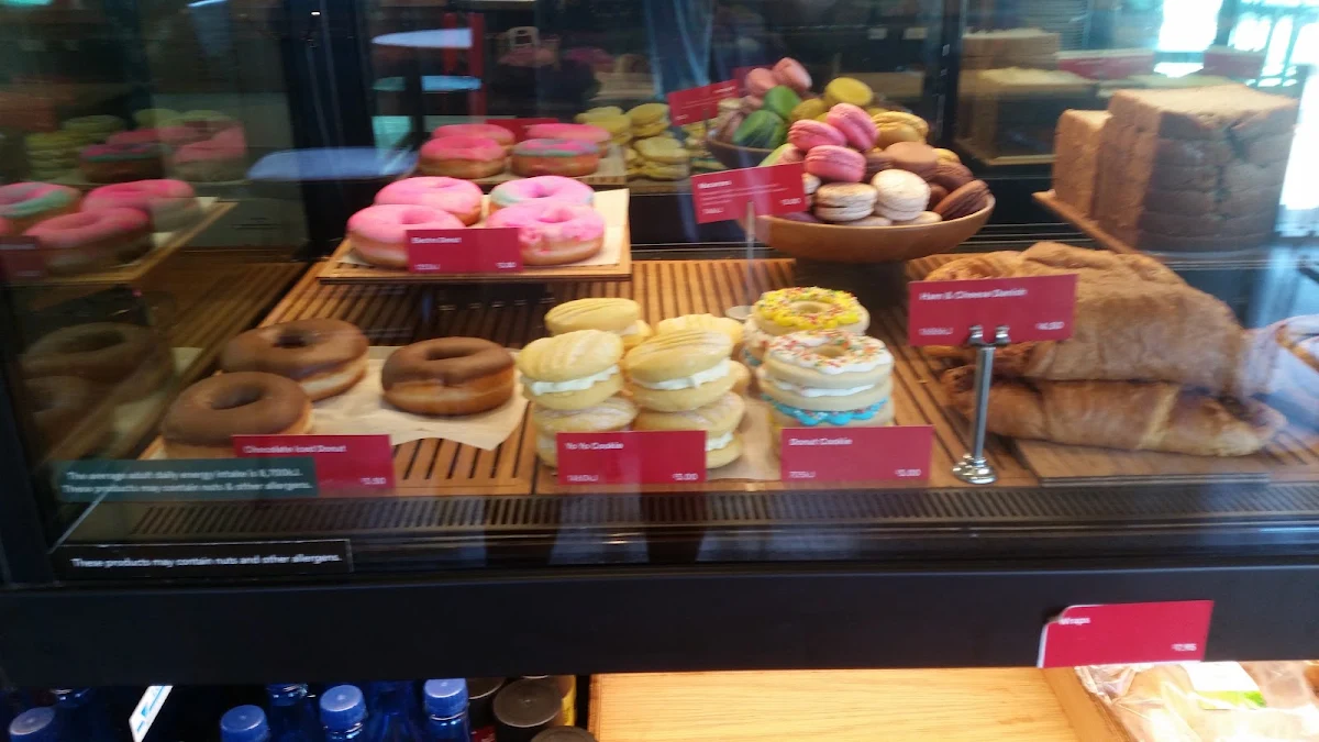 Macaroons, Starbucks Ashmore Drive Thru