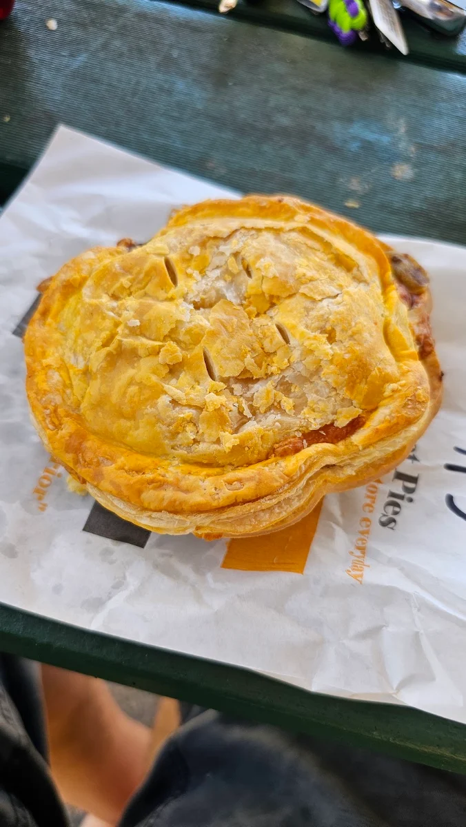 Highlights, Ridgey Didge Pies