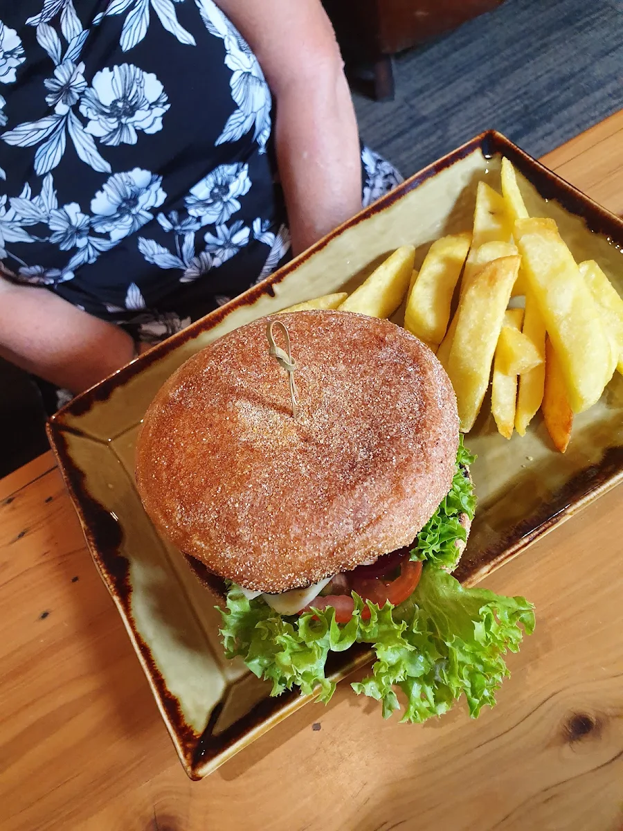Beef Burger and Chips
