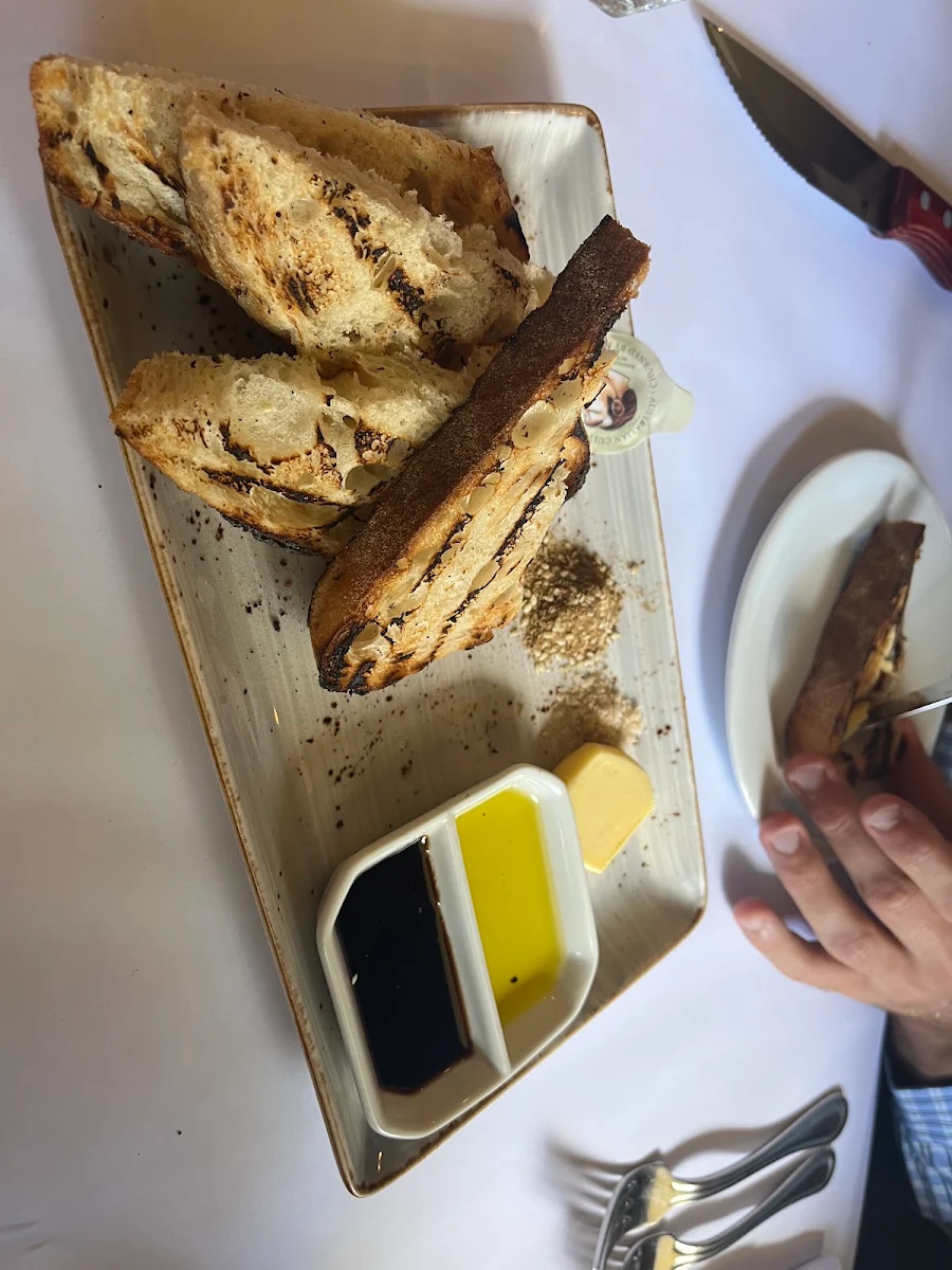 Bread, Rag & Famish Hotel