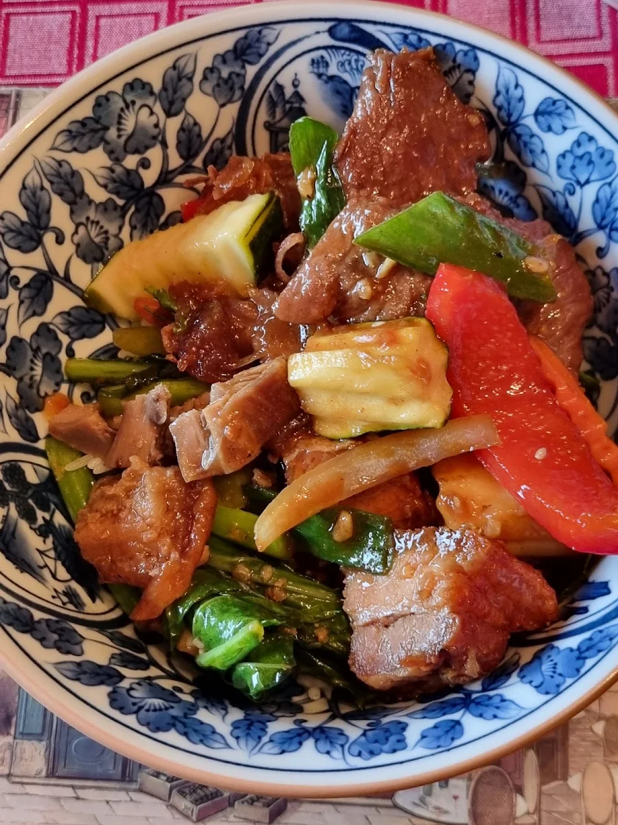 Highlights, Beerwah Thai Restaurant
