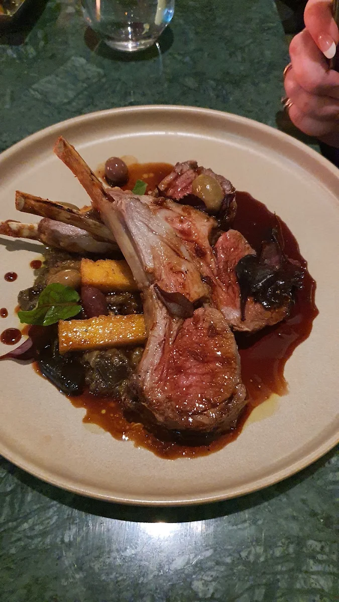 Lamb Cutlets, Romberg's