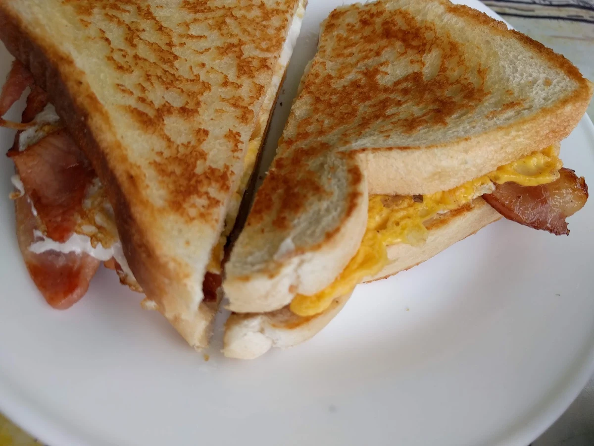 Highlights, Fresh Bun Cafe