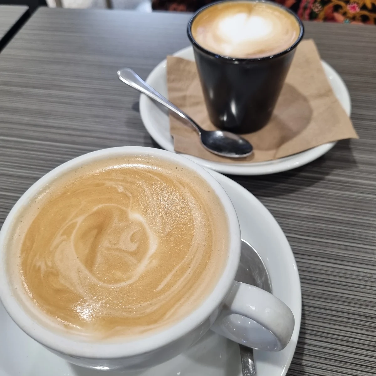 Highlights, Jess' Cafe