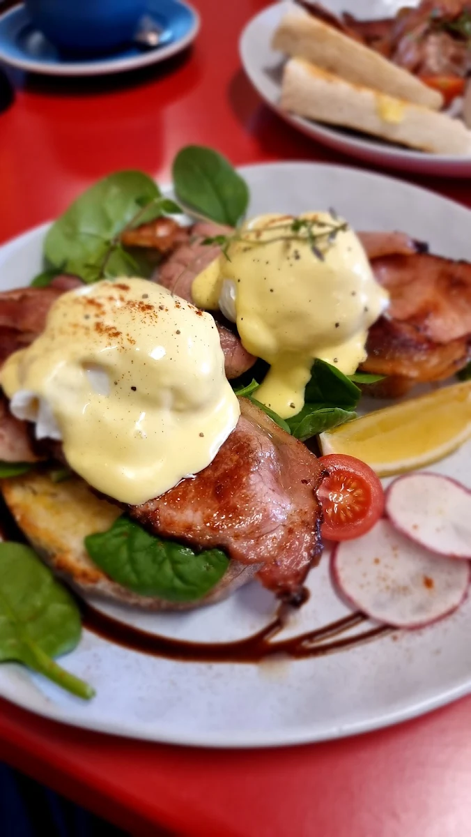 Bacon Egg Benedict