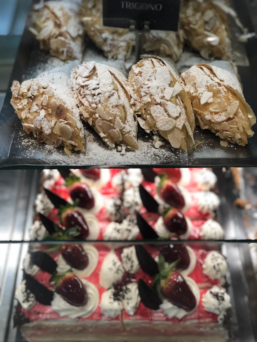 Almond Croissant