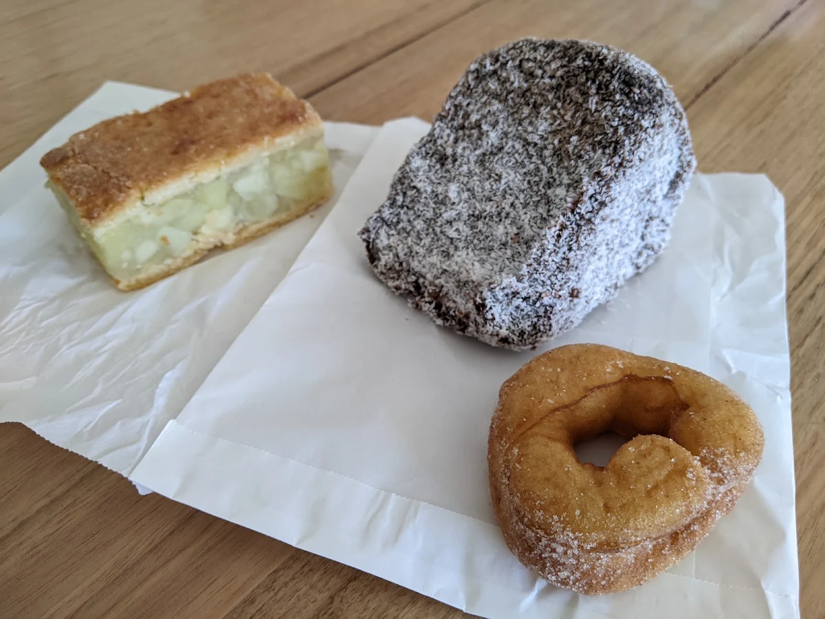 Highlights, Wilson's Homemade Cakes and Pies
