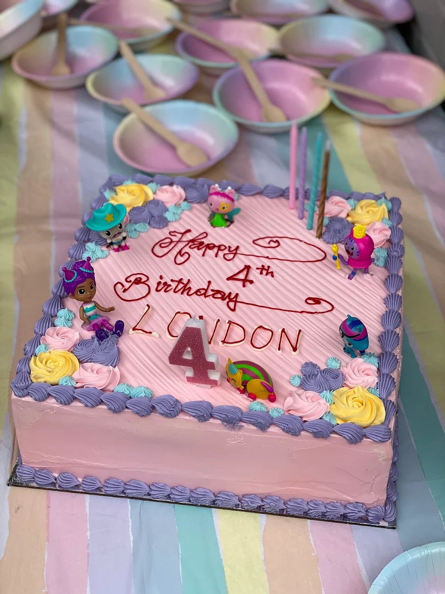 Highlights, Wilson's Homemade Cakes and Pies