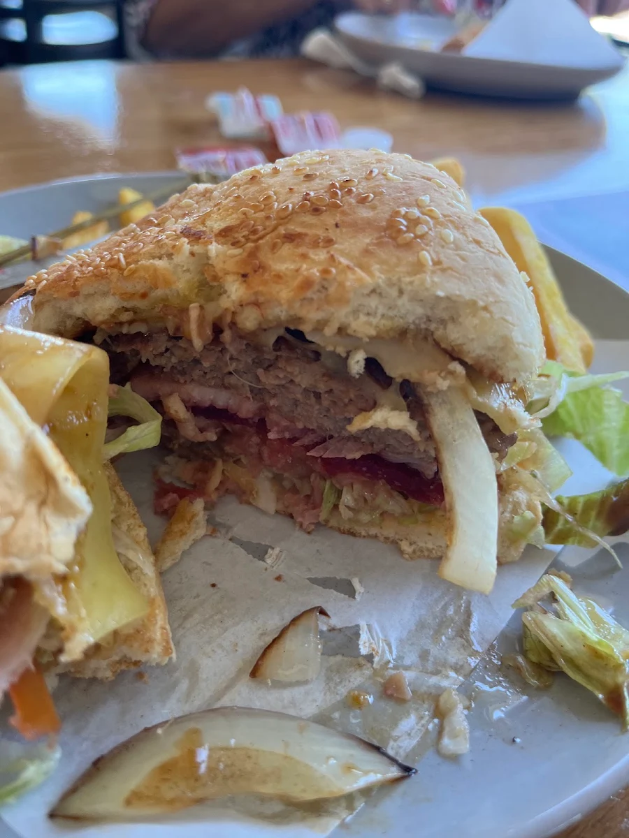 Highlights, Nyna’s Cafe Fish & Chips