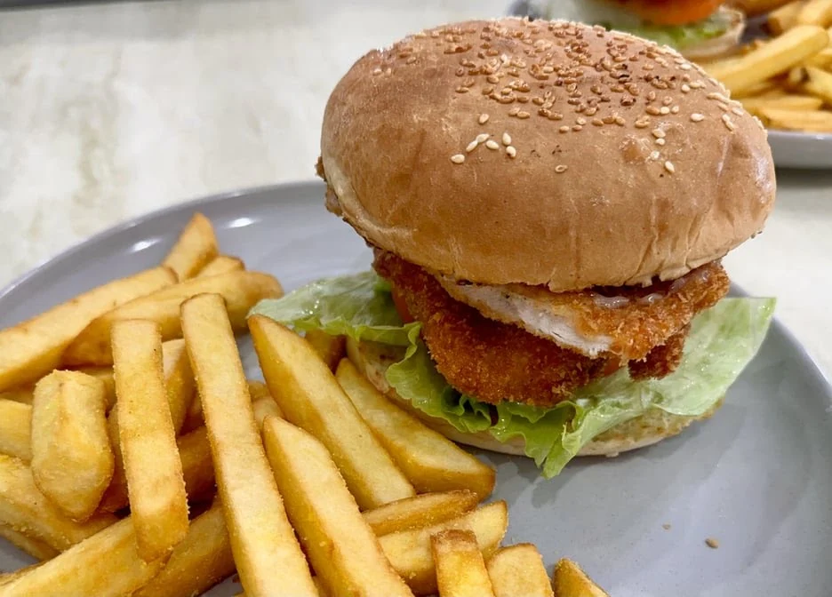 Highlights, Nyna’s Cafe Fish & Chips