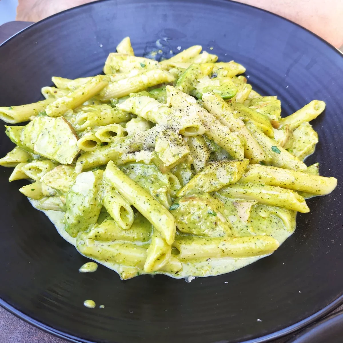 Penne Pollo Avocado, Rosco's @ Chevron